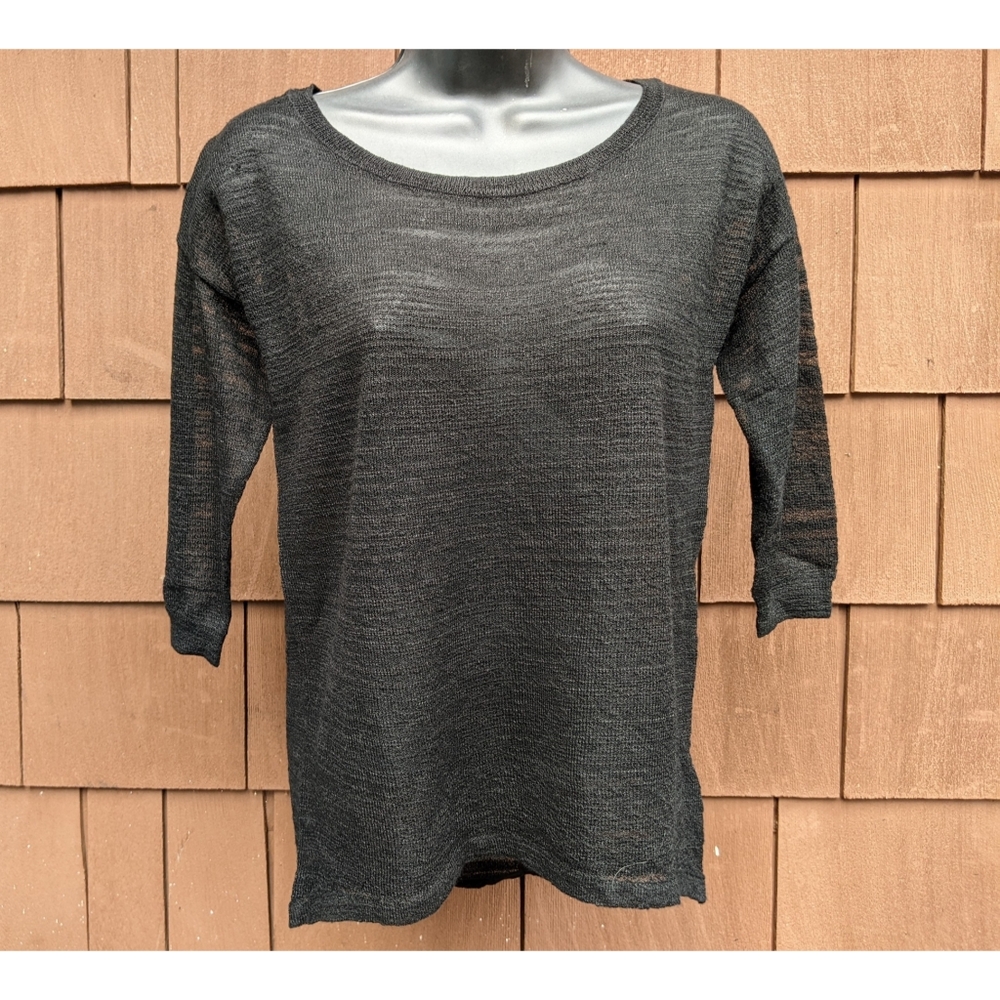 NWT Express black 3/4 sleeve scoop neck over layer blouse xsp